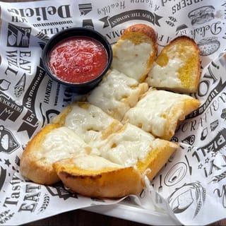 Garlic bread w/ cheese