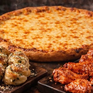 1 XL cheese pizza + 6 garlic knots + 10 wings